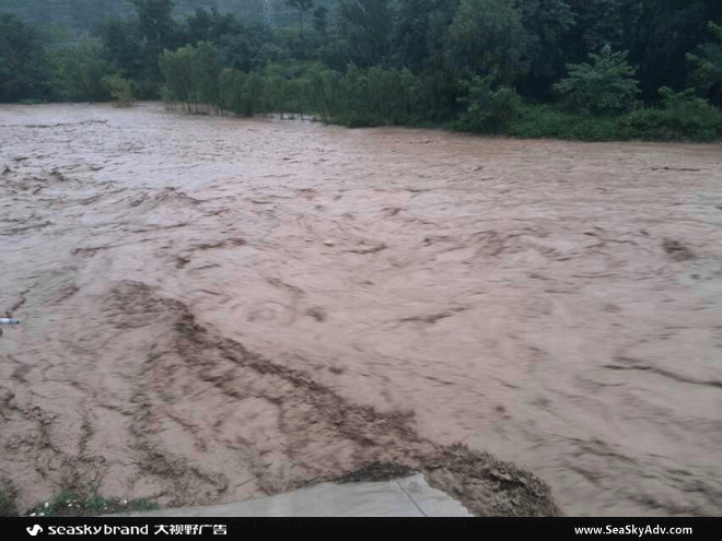 大视野广告公司甘肃地震救灾过程中突发泥石流
